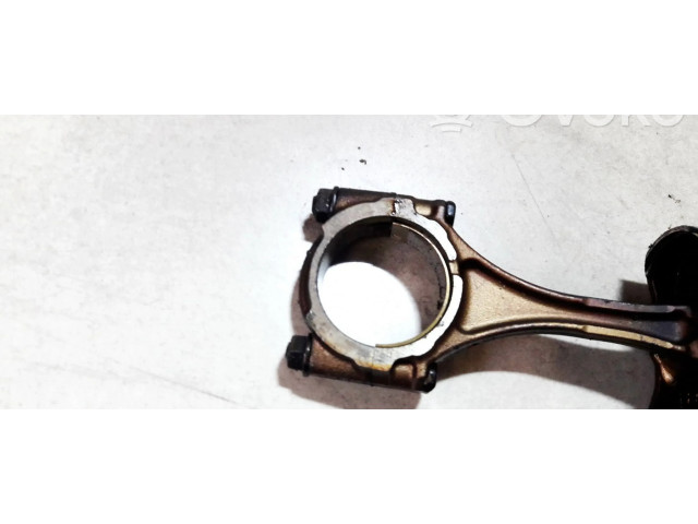 Поршень с шатуном Lexus IS 200-300 для бензинового двигателя 2.0