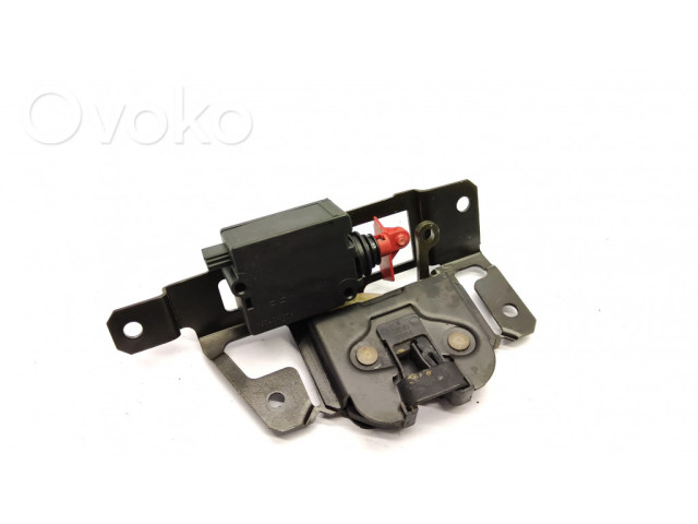 Zámek zadních dveří 51247057364 BMW 3 E46 2003