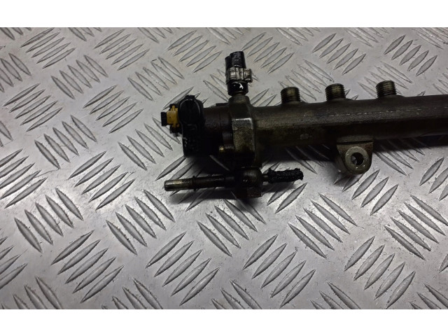 Vstřikovací lišta 468175230281002584   Fiat Punto (199)     