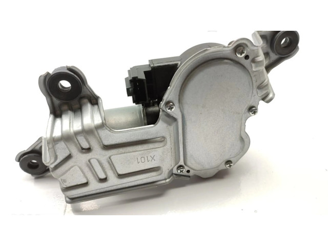 Моторчик заднего дворника 8612035000 SsangYong Tivoli