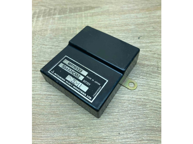 Блок управления MR116523, SSA531C132 Mitsubishi Carisma