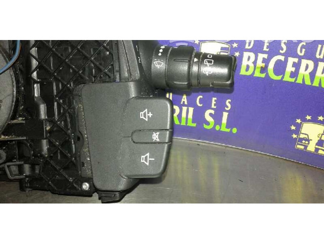 Ручка стеклоочистителей    Renault Scenic I