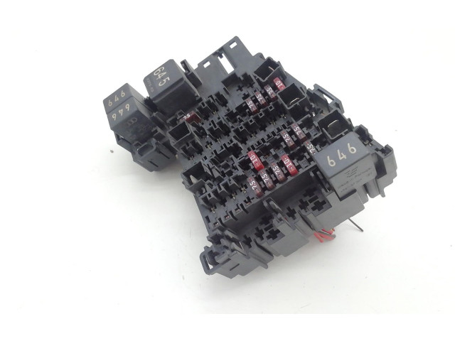 Pojistková skříňka 5Q0937615C, 5Q0937615C Volkswagen Tiguan 2019