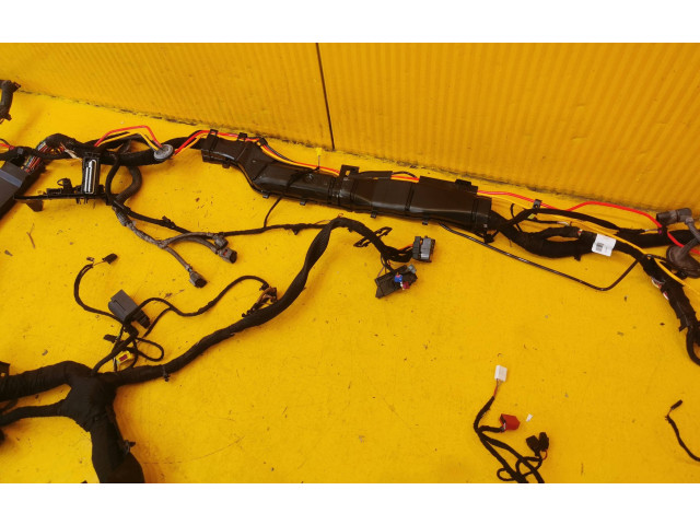 Панель приборов 7P0937548F, 7P0971341 Volkswagen Touareg II