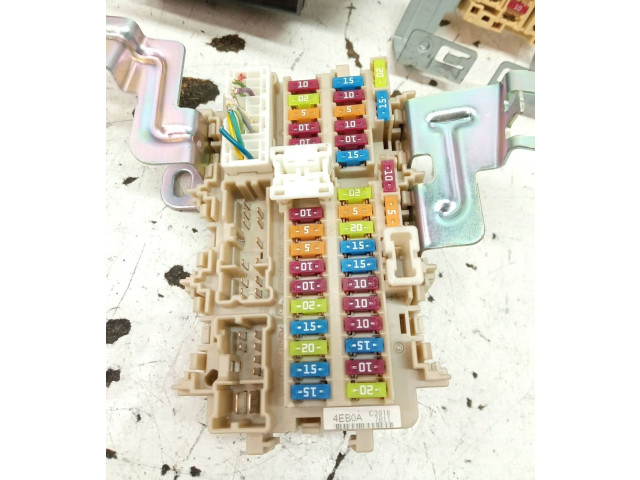 Pojistková skříňka 8775704AD Nissan Qashqai 2017