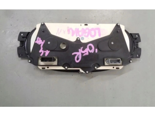 Панель приборов Dacia Logan I