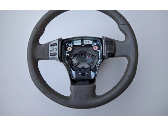 Volant Infiniti G35 2002