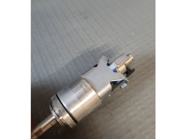 Форсунка 32140075    Volvo V90 Cross Country   