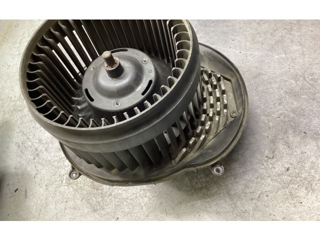 Вентилятор печки    LHD28417, LHD86577   Volvo V70