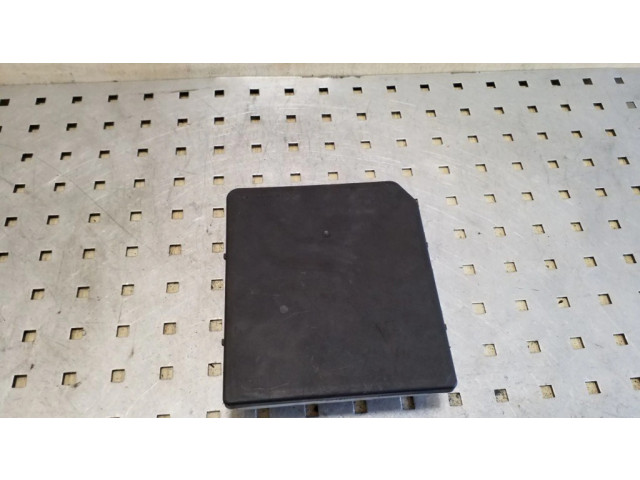 Pojistková skříňka 284B7EB31C Nissan Pathfinder R51 2007