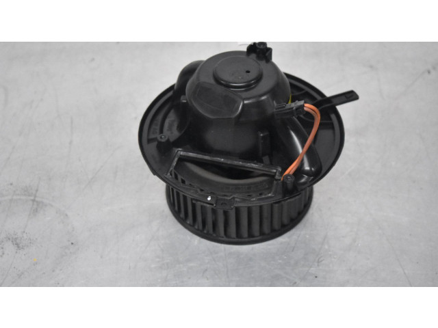 Вентилятор печки    1K1820015P   Volkswagen Caddy