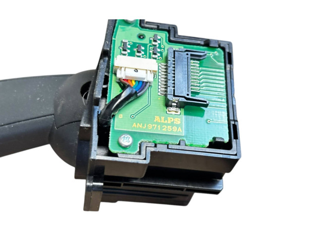 Ручка стеклоочистителей 31394008, FBYDA   Volvo V60