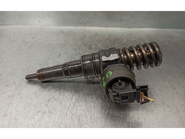 Форсунка 038130073BQ, 0414720312    Skoda Octavia Mk2 (1Z)  BMM 