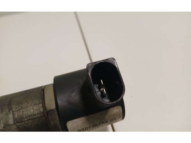 Vstřikovací lišta A6460700395, R9144Z142A Mercedes-Benz C W204 646811