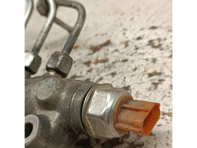 Топливная рампа 11118913092   Mitsubishi ASX 1.8 