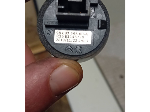 Vstřikovač 9809759880A, RE1148728 Peugeot 208