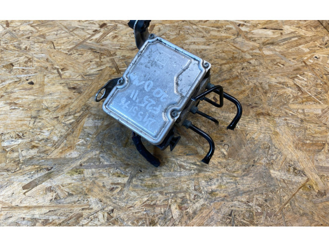 Блок АБС    BMW  X3 F25  2010 - 2017 года