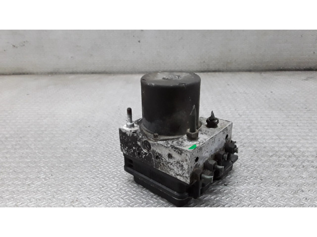 Блок АБС 47660BA000 Nissan Primera 2000-2001 года