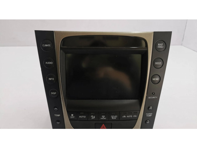 Радио/ проигрыватель CD/DVD / навигация