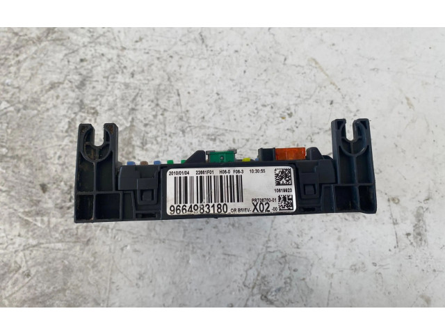 Блок комфорта 10619923, 8HR   Citroen C3   