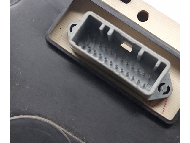 Панель приборов 216775001, 21677500-1 Dacia Logan I