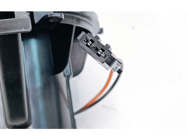 Вентилятор печки 75031 Audi Q5 SQ5