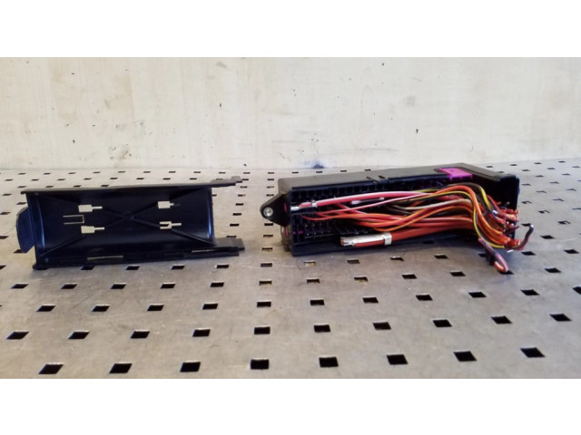   Pojistková skříňka 1T1937615B   Volkswagen Sharan 2011