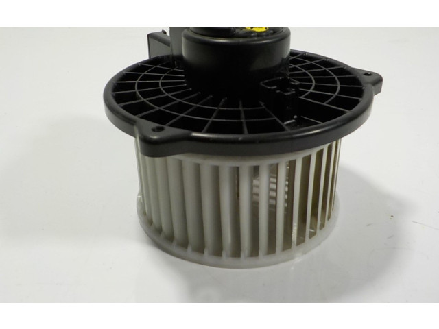 Вентилятор печки 8727001790 Mazda CX-3