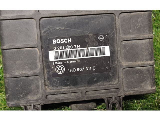 Блок управления двигателем ECU 1H0907311C, 0261200714 Volkswagen Golf III 1994