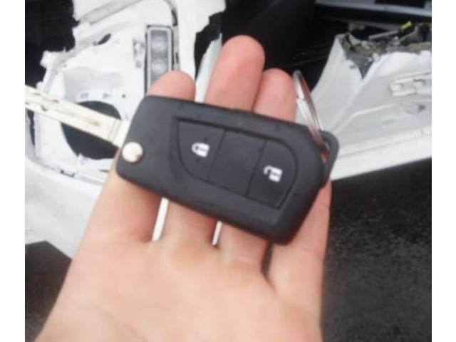 Панель приборов    Peugeot 108       