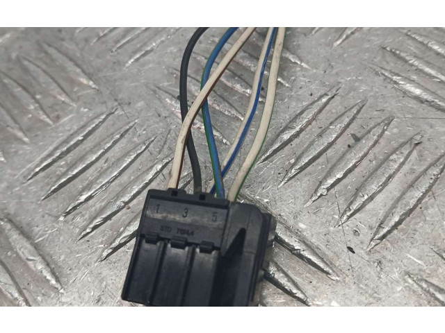 Зеркало электрическое        Volvo S70  V70  V70 XC  1997 - 2000 года   