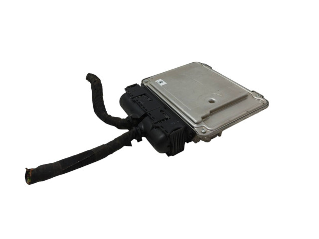 Řídící jednotka 03G906021PH, 03G906021AB   Volkswagen Caddy 2010