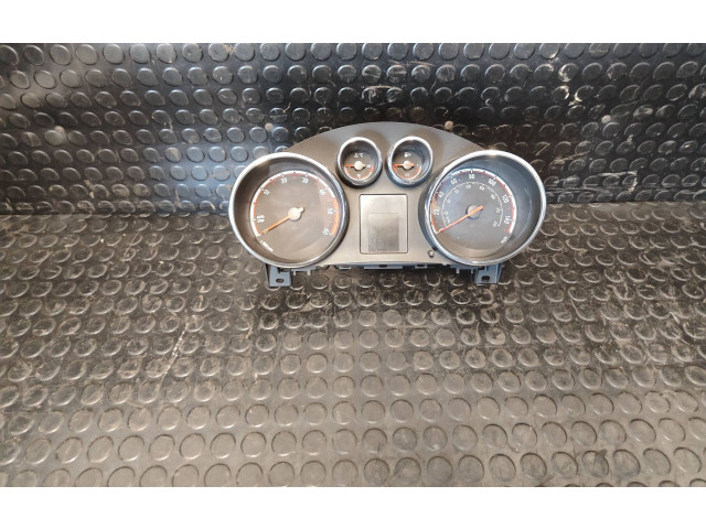 Панель приборов 13420524   Opel Meriva B       