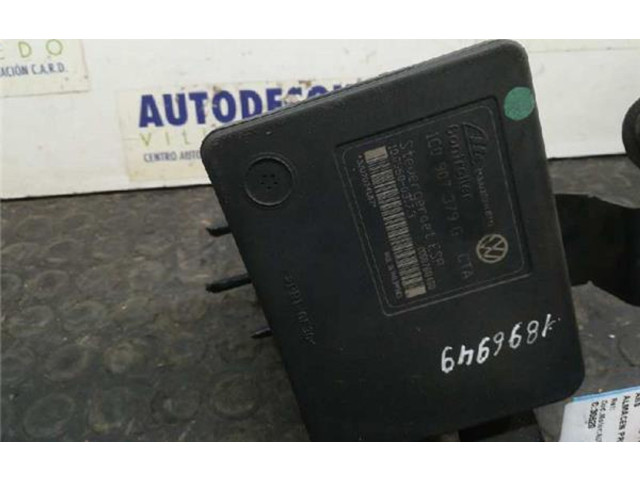 Блок управления ABS    1C0907379G   Audi A3 S3 8L