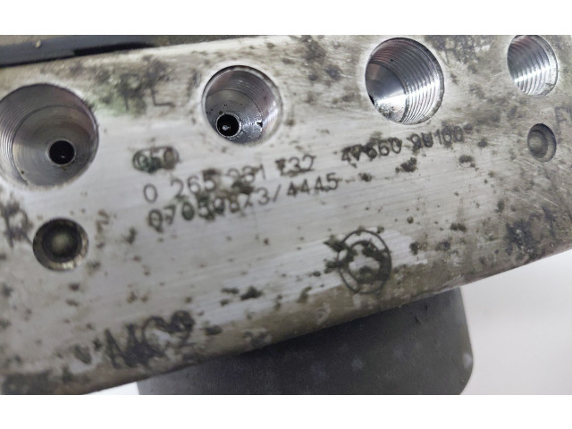 Блок АБС 0265800518, 0265231732 Nissan Note (E11) 2006 - 2014 года