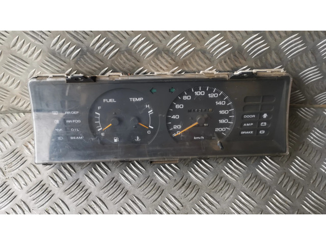 Přístrojová deska Nissan Sunny 1989 11201PB0100