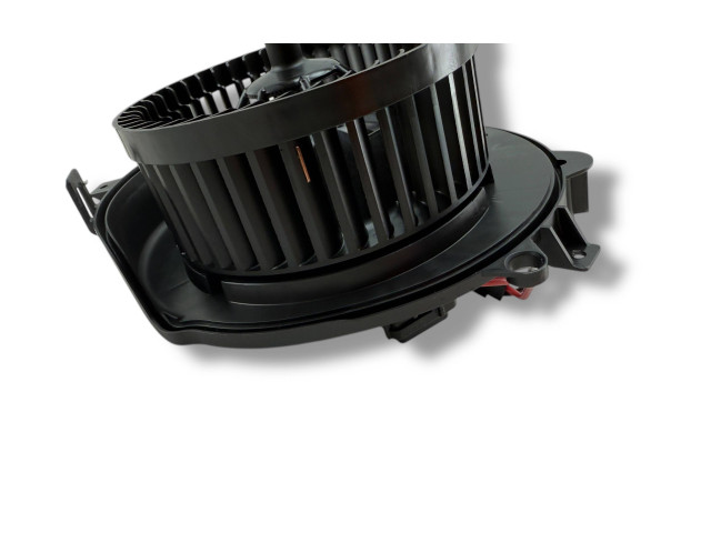 Вентилятор печки    T72370C, 5WC819021A   Volkswagen Golf VIII