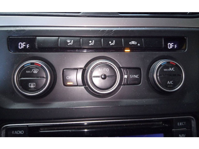 Блок управления климат-контролем 1K8907044BE, E2-A1-34-2   Volkswagen Caddy