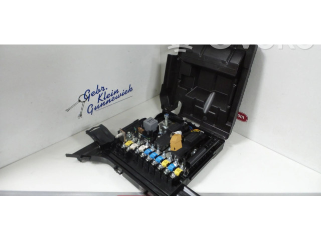 Pojistková skříňka 97061030301, 9161261104 Porsche Panamera (970) 2011