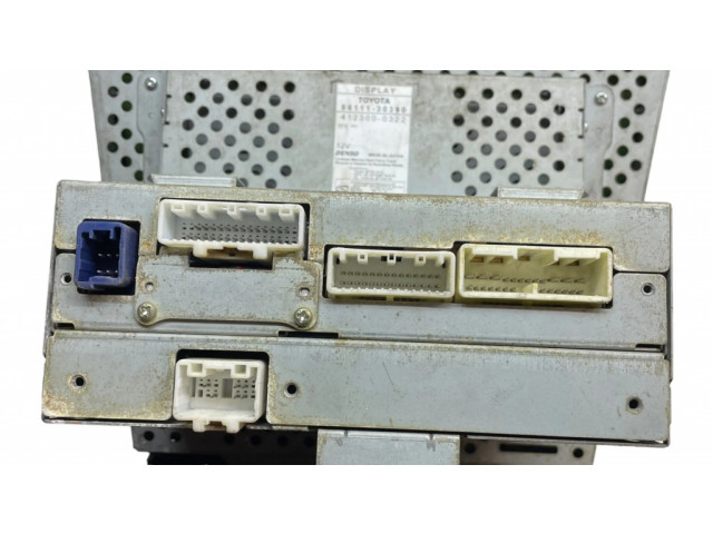 Радио/ проигрыватель CD/DVD / навигация