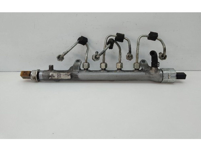 Vstřikovací lišta 03L130089B Volkswagen Caddy