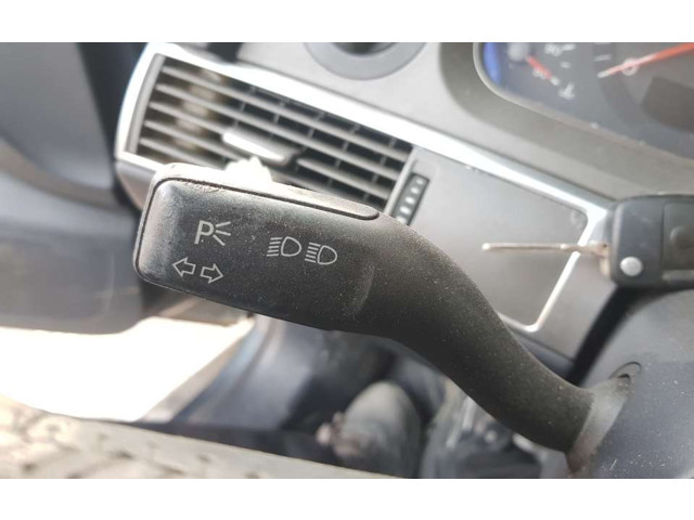 Ручка стеклоочистителей 4E0953513K   Audi A6 S6 C6 4F