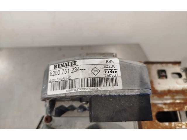 Руль Renault Clio III 2005 - 2012 года 8200751234