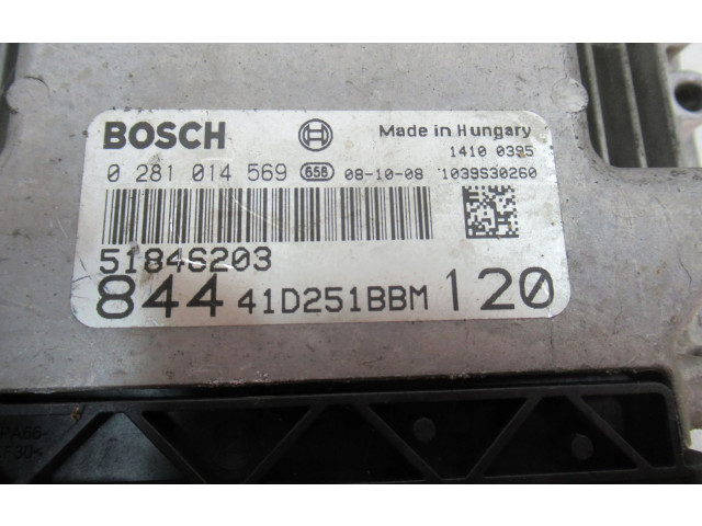 Блок управления двигателя 0281016235   Lancia Delta