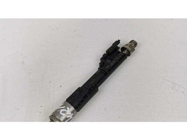 Vstřikovač 13647599876, 7599876 BMW 7 F01 F02 F03 F04 pro benzínový motor 4.4