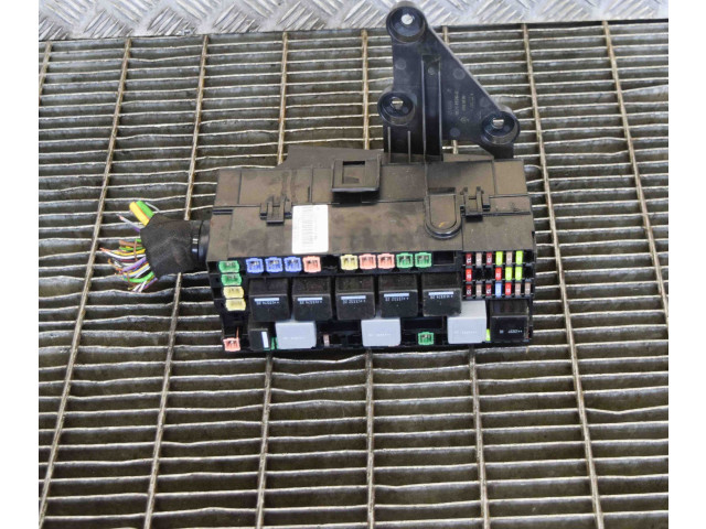 Блок предохранителей  BK2T14536AA, BK2T14A175CA   Ford Transit -  Tourneo Connect    