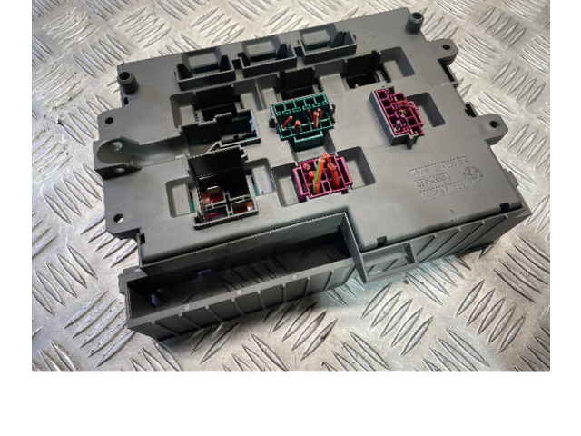 Pojistková skříňka 9119446, 90400668 BMW X1 E84 2013