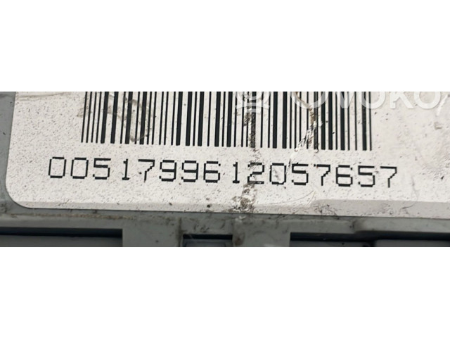 Блок предохранителей 0051799612057657, 0051799612057657 Fiat Idea