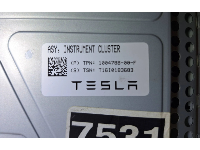 Přístrojová deska  Tesla Model S 2016 100478800F, T1610183683  