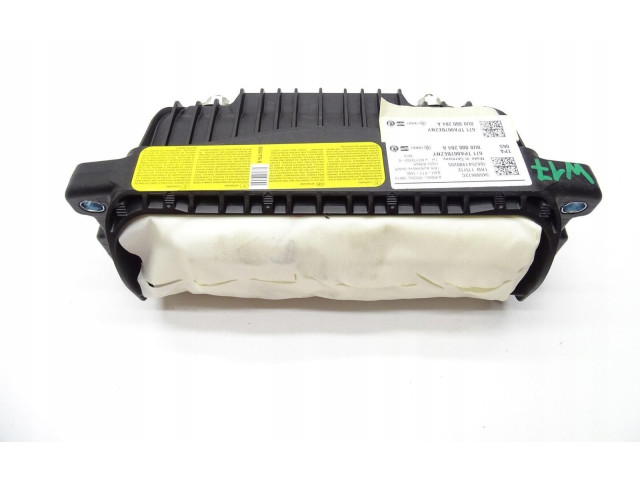 Подушка безопасности пассажира 8U0880204A Audi Q3 8U